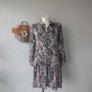 Vicky Tiel Chic Black and White‎ Long Sleeve Dress Size Small